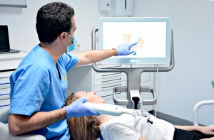 En la Clínica Dental Mississippi en Madrid, las primeras visitas son gratis. Diagnóstico y presupuesto sin compromiso. Pide cita aquí.